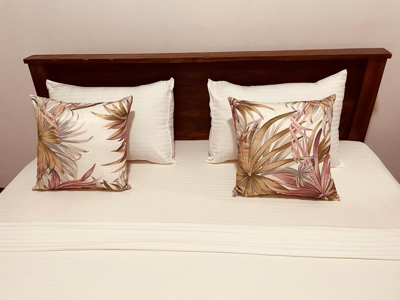 Lake Classical Guest House Kandy Quarto foto